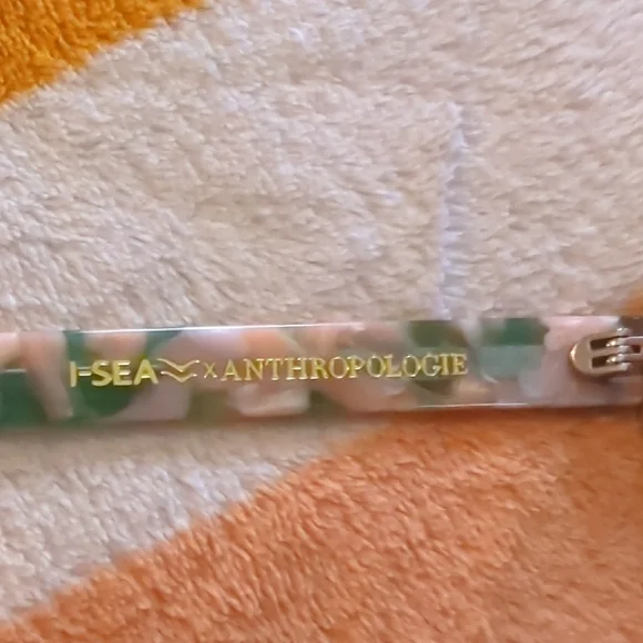 I-Sea x Anthropologie Multicolor Cat-Eye Sunglasses display picture 1